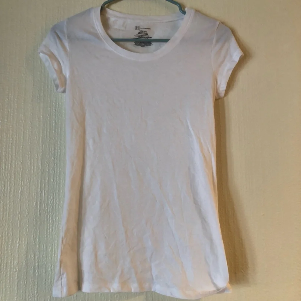 White solid tee shirt - Picture 1 of 2